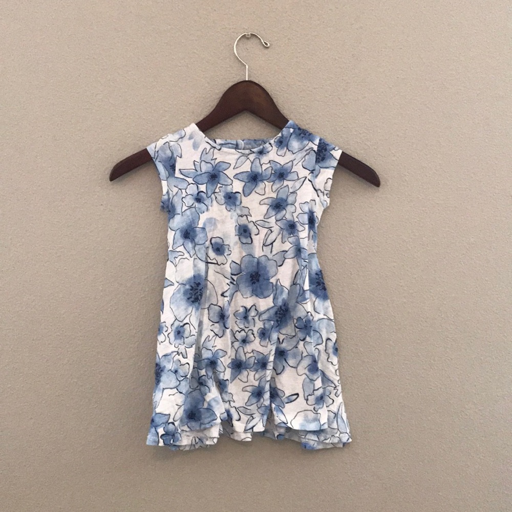 Old Navy open back dress size 4t